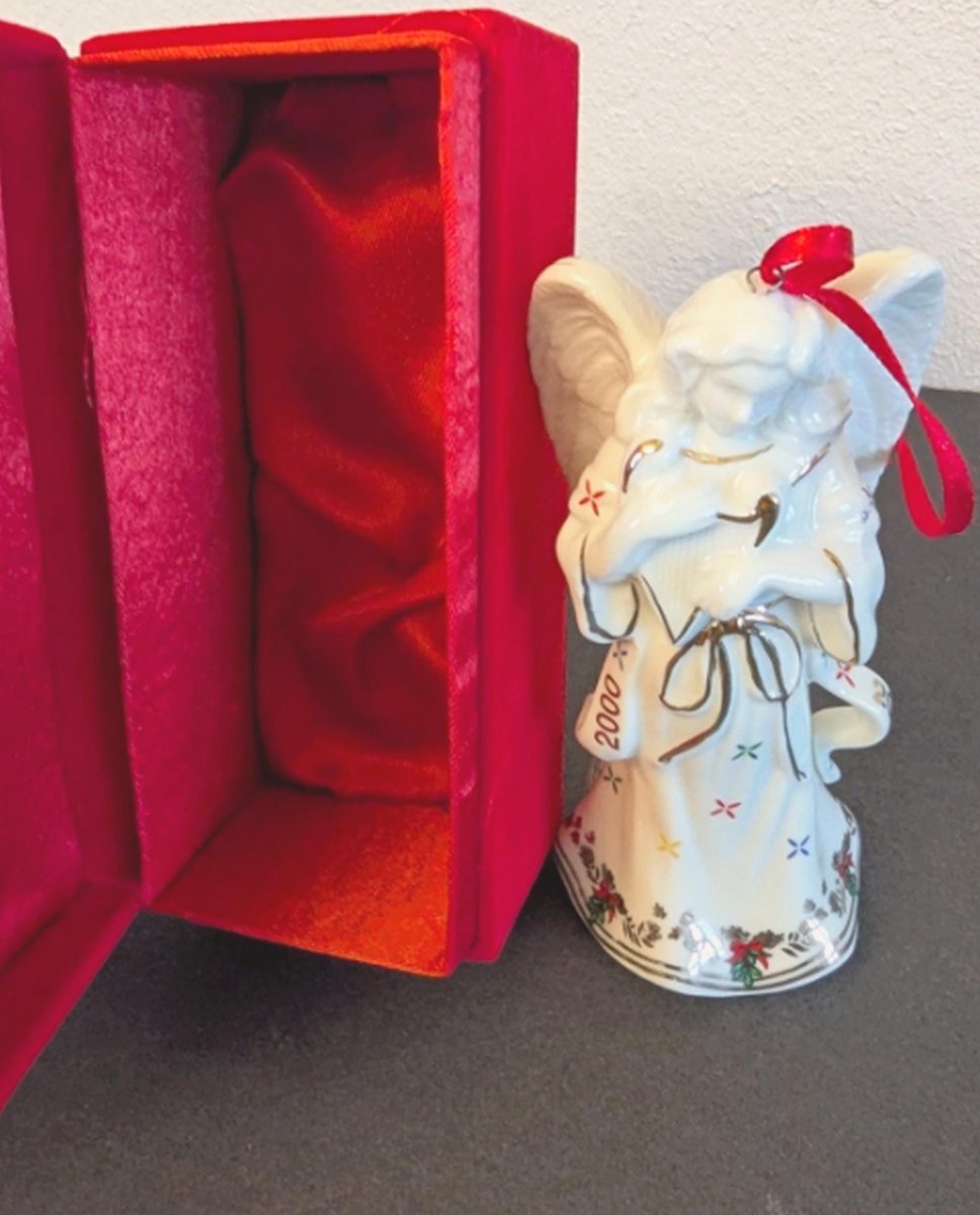 Vintage Set 2000 Madison Avenue Porcelain Two Angels Christmas Ornament In Keepsake Box