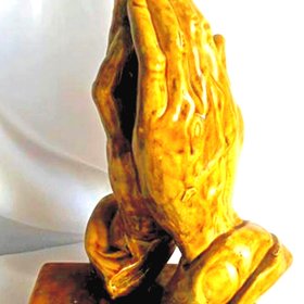 Vintage 90's Exquisite Ceramic Atlantic Mold Sculpture of Praying Hands