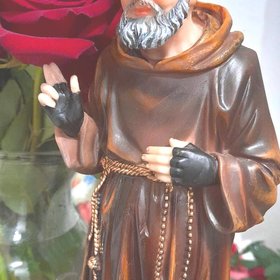 San Padre Pio and also Saint Pius of Pietrelcina Estatue 13 Inc Franciscan Capuchin Priest Stigmatist, and Mystic Estatuilla Religiosa Decor